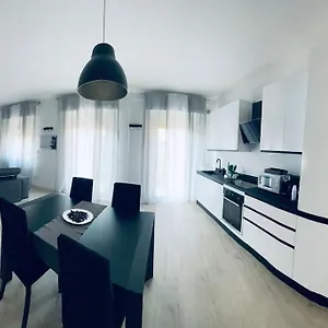 https://sun-street-apartment.hotelinveneto.com