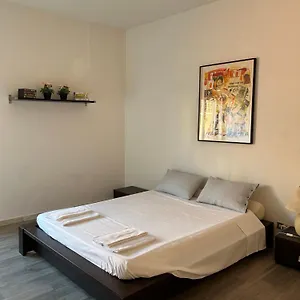  Apartamento Via Delle Ghiacciaie House